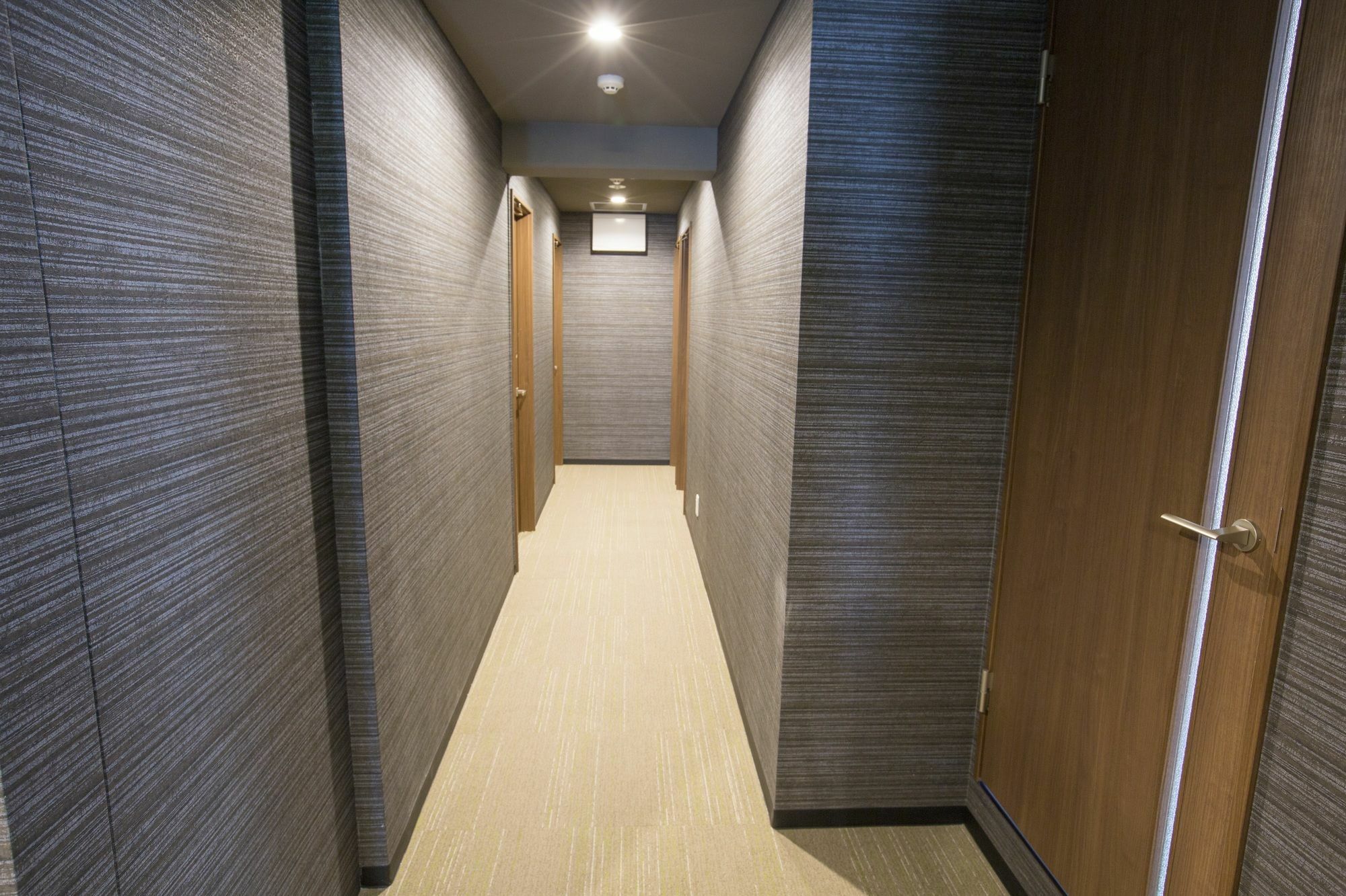 Hostel E-hostel Shinsaibashi