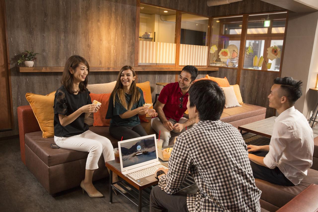 E-hostel Shinsaibashi Auberge de jeunesse *